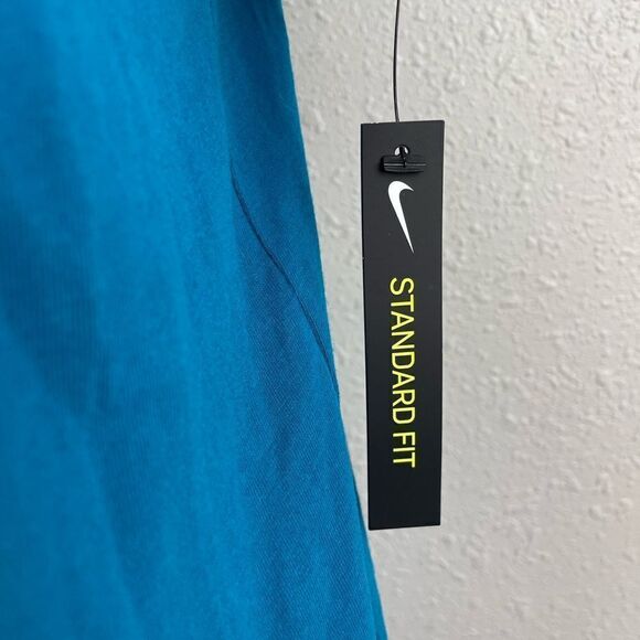 NWT Dri-Fit The Nike Tee Size S - Picture 8 of 9
